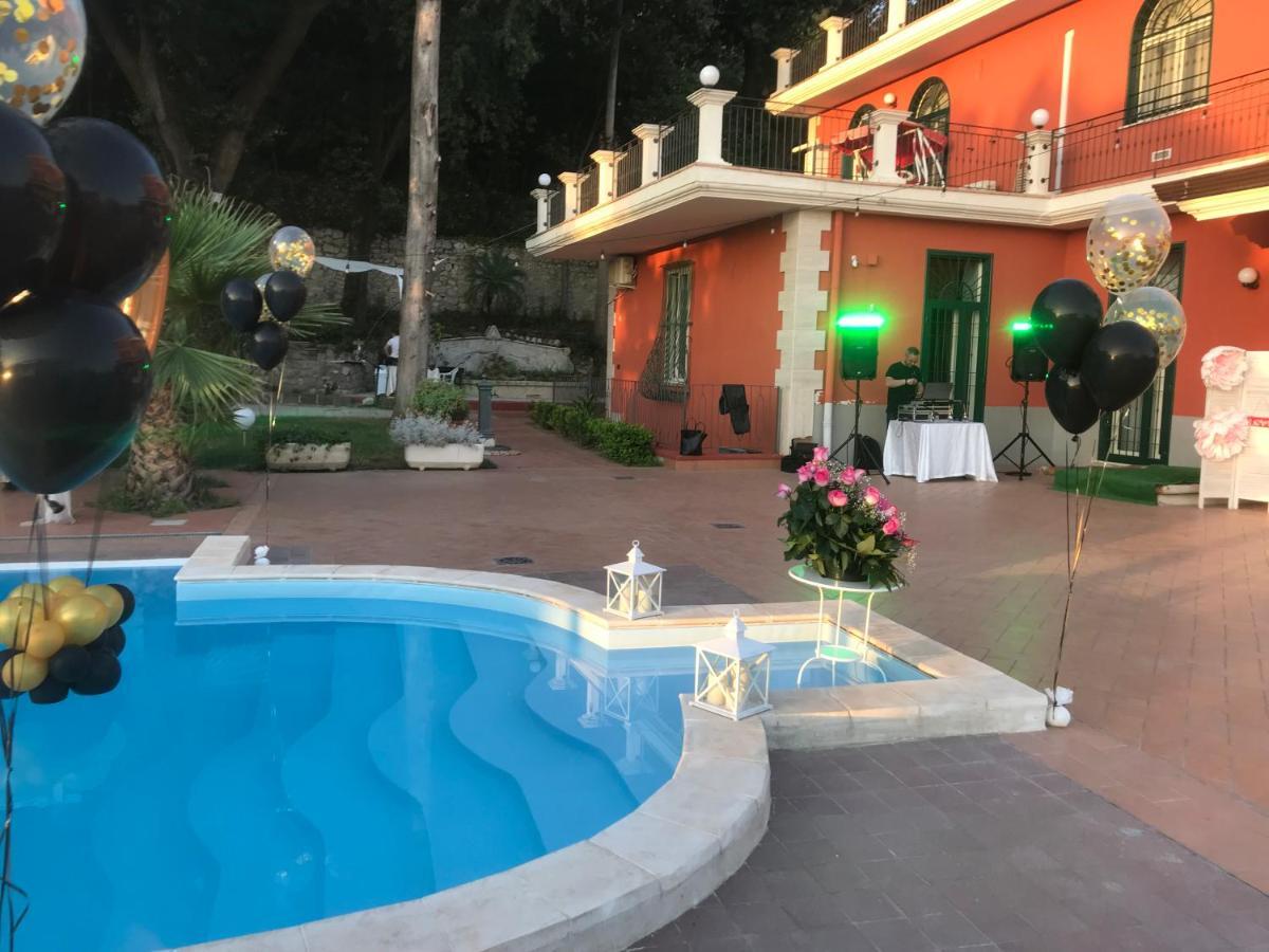 Kozak Village Suite Казерта Экстерьер фото